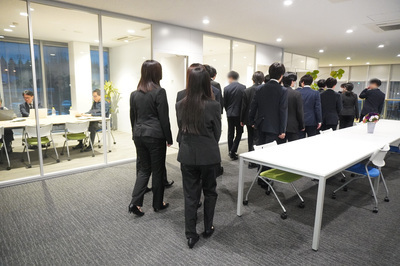 産技短生　ハイテックシステム　見学